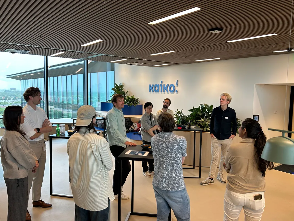 Discussion during the University of Twente alumni Healthcare / MedTech meetup at kaiko.ai in Amsterdam
